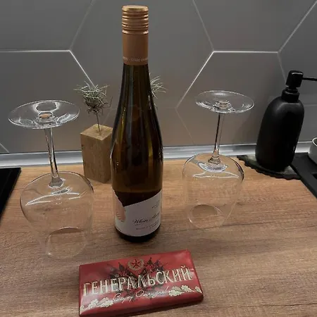 New Luxury Furnished - Beach, Center & Fast Wi-fi Appartamento Varna