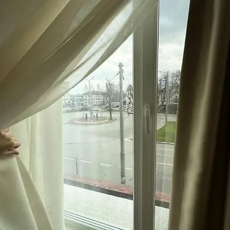 New Luxury Furnished - Beach, Center & Fast Wi-fi Appartamento