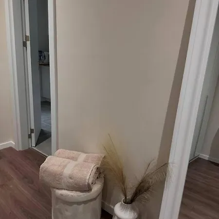 New Luxury Furnished - Beach, Center & Fast Wi-fi Appartamento