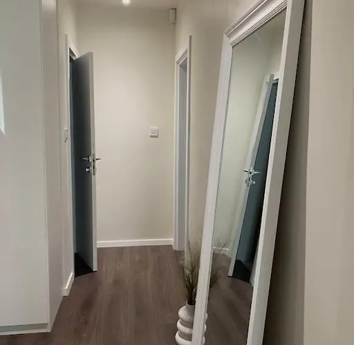 Daire New Luxury Furnished - Beach, Center & Fast Wi-fi Varna