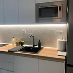 Apartment New Luxury Furnished - Beach, Center & Fast Wi-fi