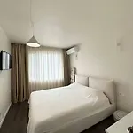 Apartment New Luxury Furnished - Beach, Center & Fast Wi-fi