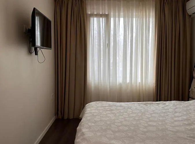 New Luxury Furnished - Beach, Center & Fast Wi-fi * Varna