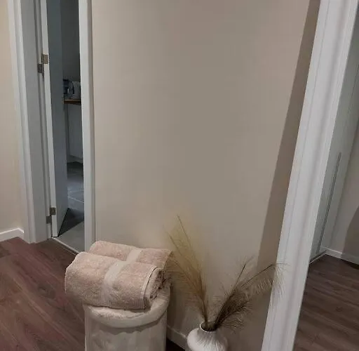 New Luxury Furnished - Beach, Center & Fast Wi-fi Appartement